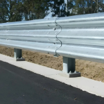 Thrie Beam Crash Barrier